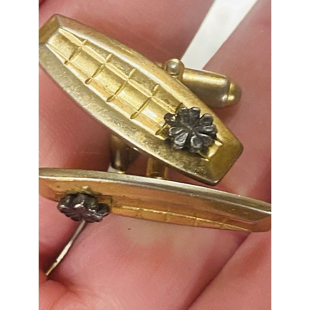 Vintage Four Leaf Clover Cufflinks Gold Tone Grid Good Luck Irish Bullet Back